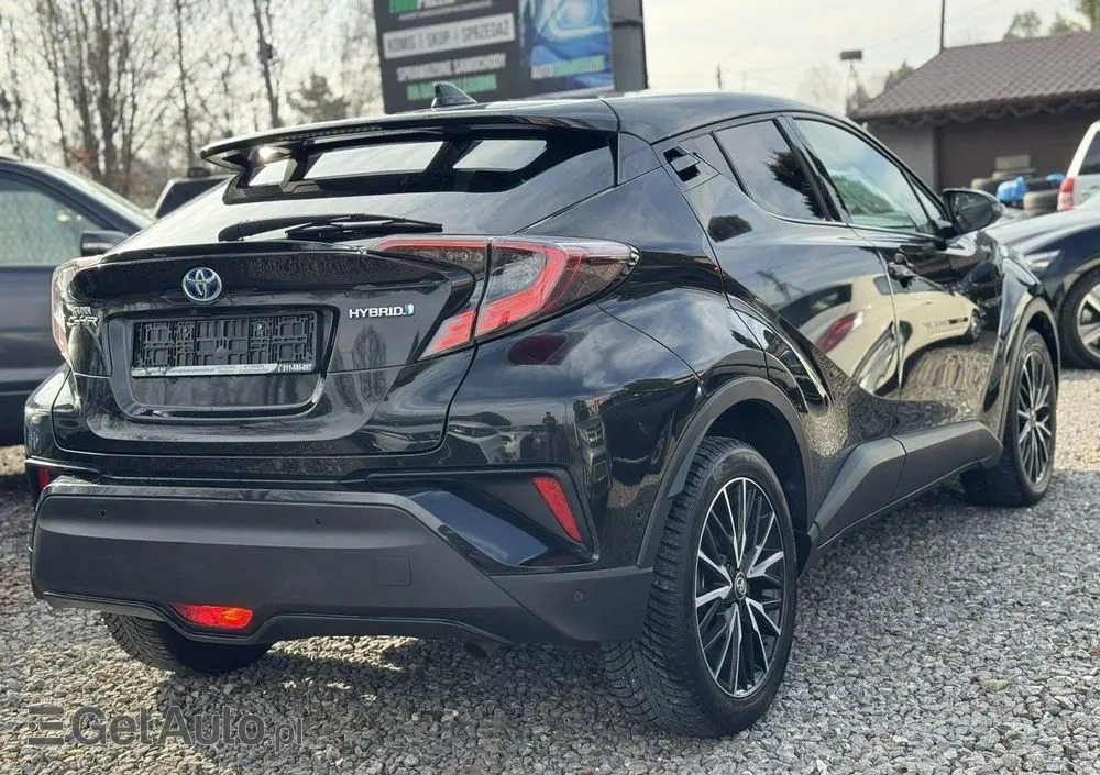 TOYOTA C-HR 