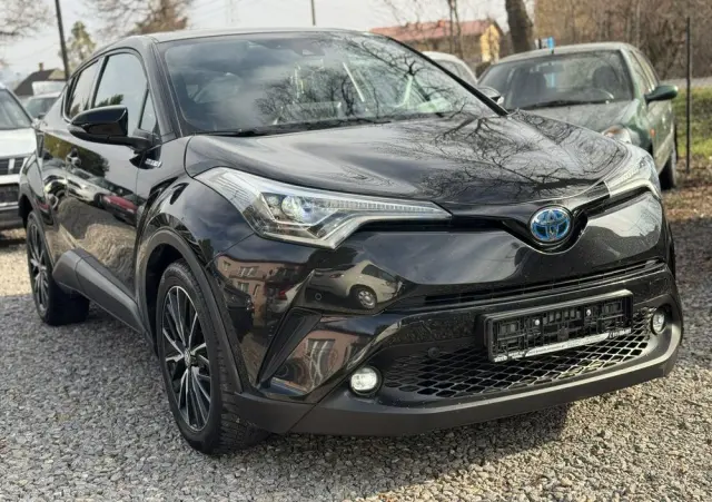 TOYOTA C-HR 