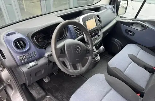 OPEL Vivaro 