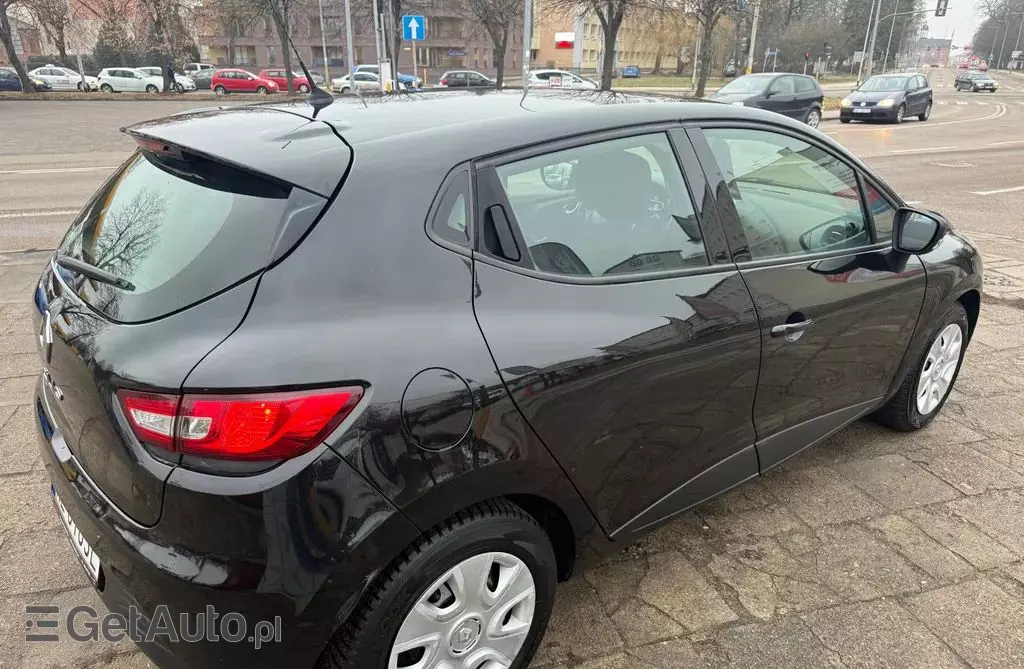 RENAULT Clio 1.2 16V (75 KM)