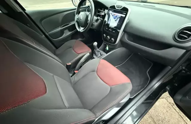 RENAULT Clio 1.2 16V (75 KM)