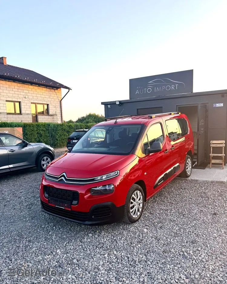 CITROËN Berlingo XL 7-Sitzer PureTech 110 FEEL