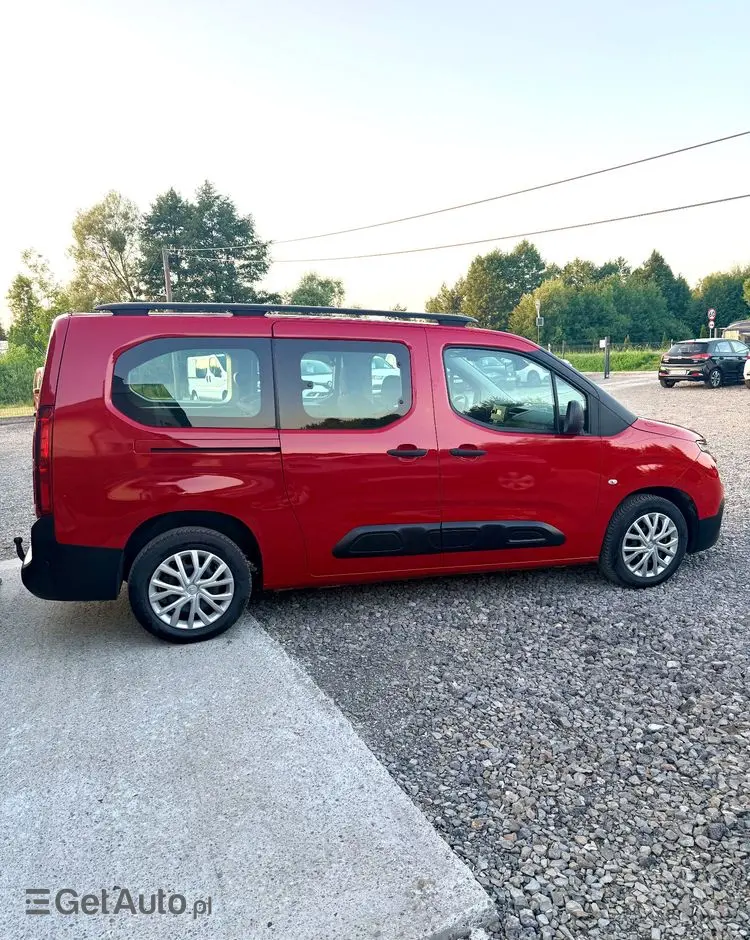 CITROËN Berlingo XL 7-Sitzer PureTech 110 FEEL