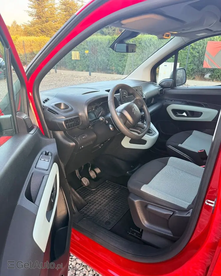 CITROËN Berlingo XL 7-Sitzer PureTech 110 FEEL
