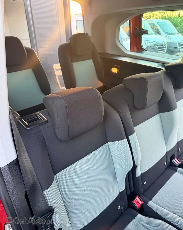 CITROËN Berlingo XL 7-Sitzer PureTech 110 FEEL
