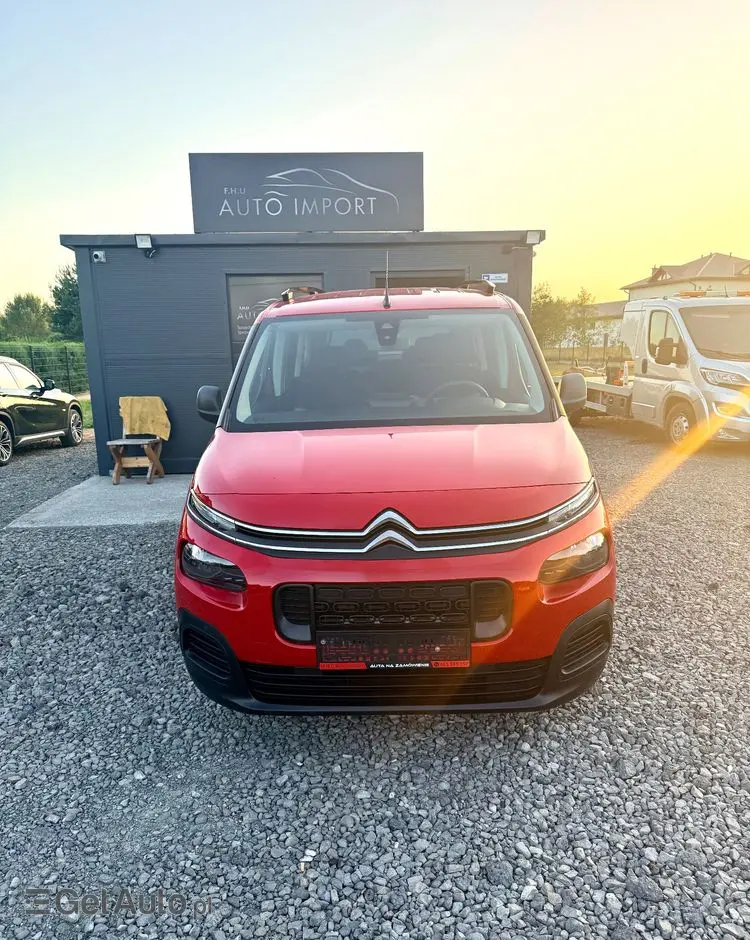 CITROËN Berlingo XL 7-Sitzer PureTech 110 FEEL