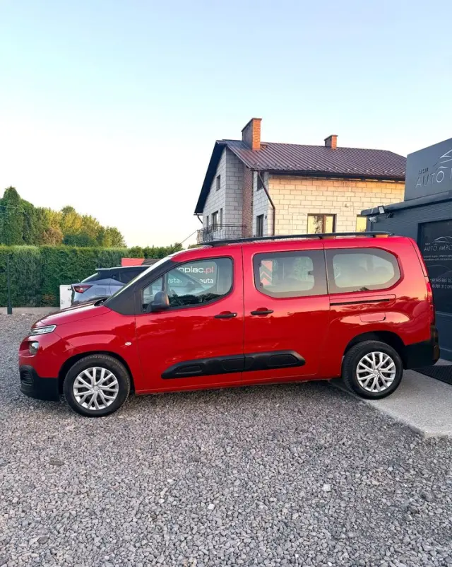 CITROËN Berlingo XL 7-Sitzer PureTech 110 FEEL