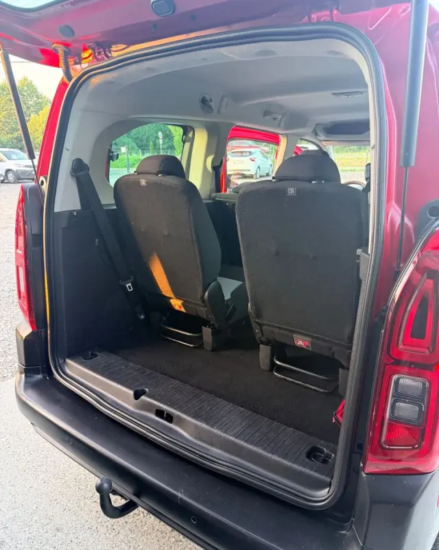 CITROËN Berlingo XL 7-Sitzer PureTech 110 FEEL