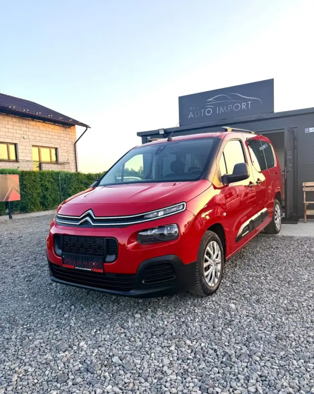 CITROËN Berlingo XL 7-Sitzer PureTech 110 FEEL