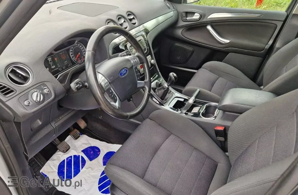 FORD S-Max 2.0 TDCi DPF Titanium