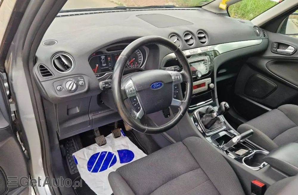 FORD S-Max 2.0 TDCi DPF Titanium