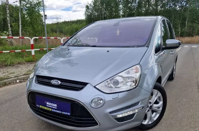 FORD S-Max 2.0 TDCi DPF Titanium