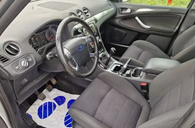 FORD S-Max 2.0 TDCi DPF Titanium