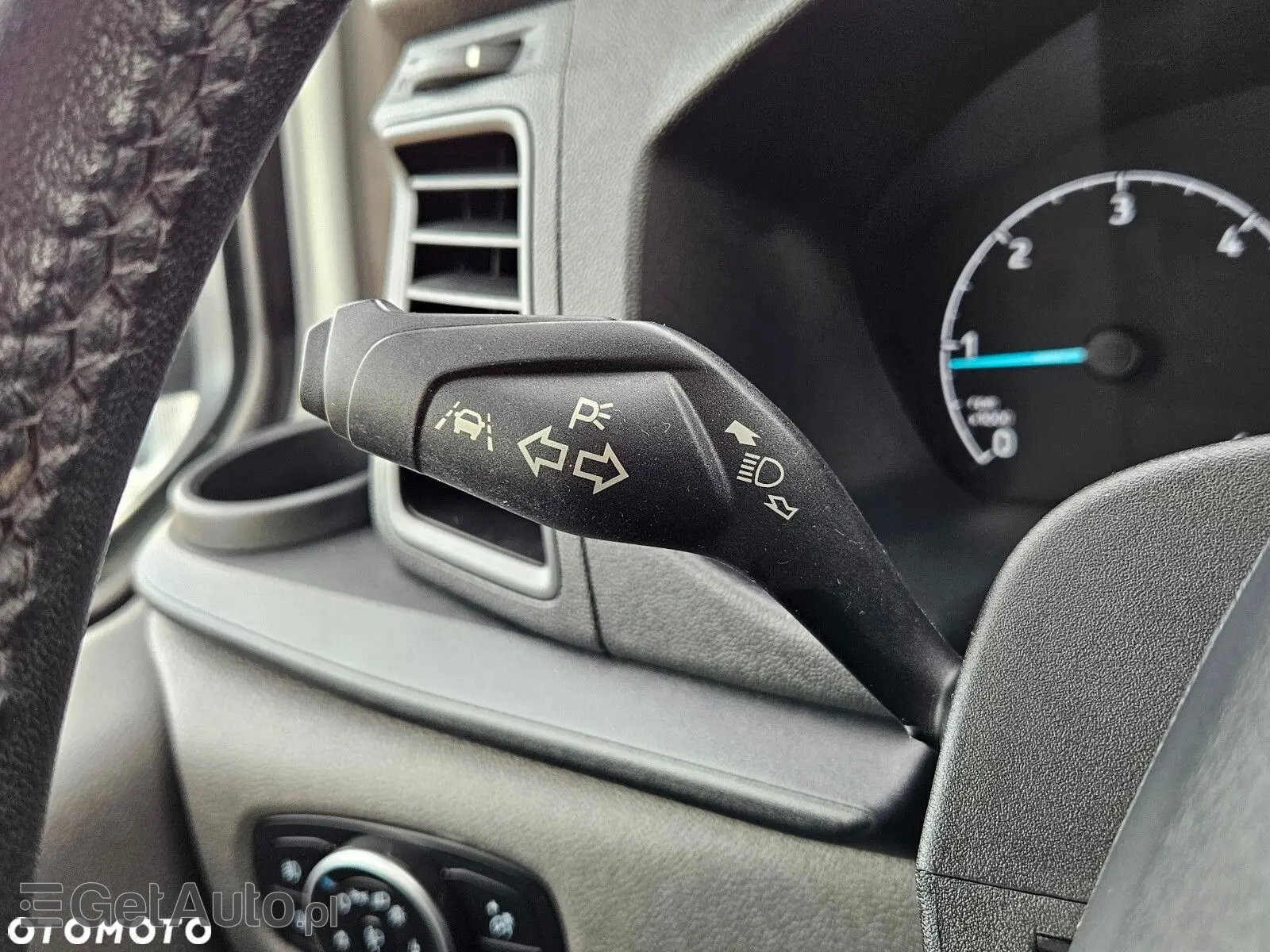 FORD Transit L2 Tourneo Active