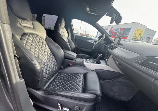 AUDI A6 Avant 3.0 TDI Quattro S tronic