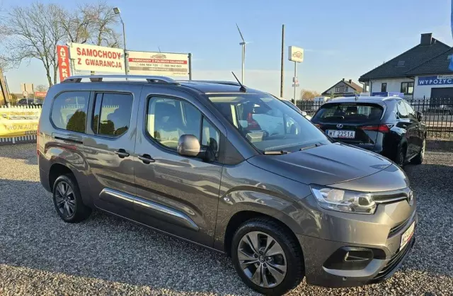TOYOTA Proace 