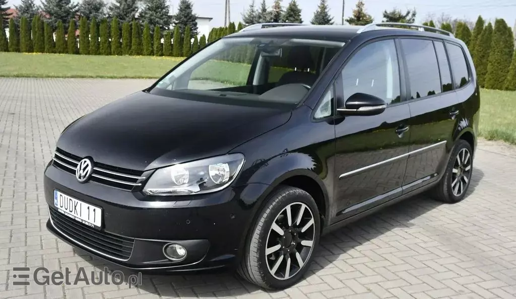 VOLKSWAGEN Touran 