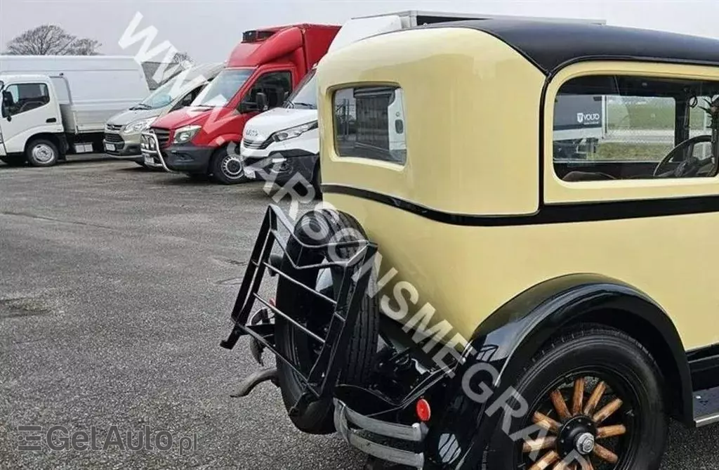 ERSKINE 50 Club Sedan 2.4 