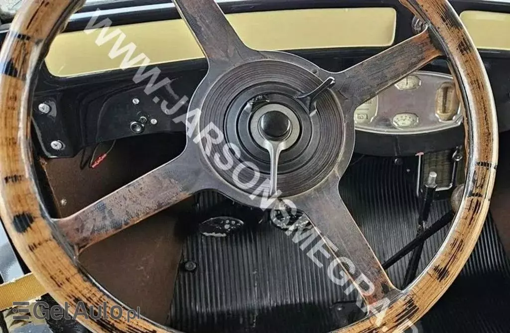 ERSKINE 50 Club Sedan 2.4 