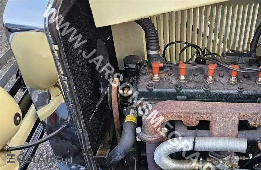 ERSKINE 50 Club Sedan 2.4 