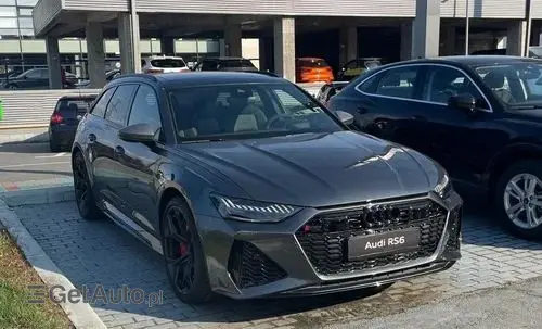 AUDI Rs6 
