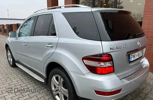 MERCEDES-BENZ ML 