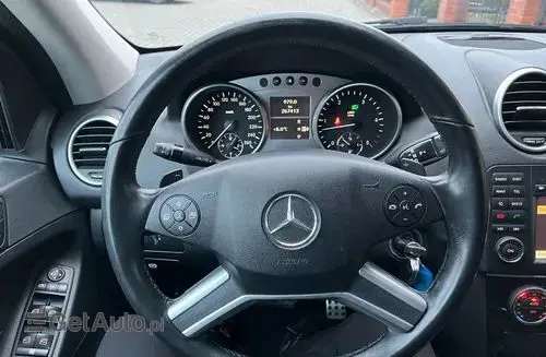MERCEDES-BENZ ML 