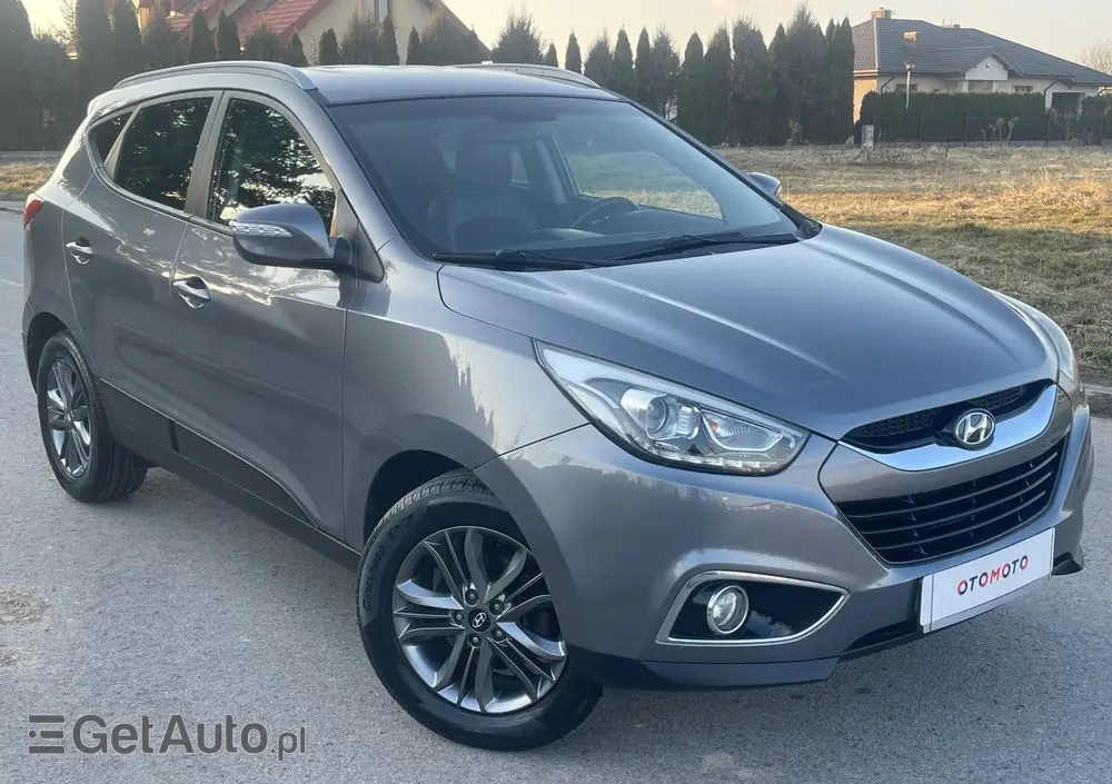 HYUNDAI Ix35 1.7 CRDi 2WD blue Finale Gold