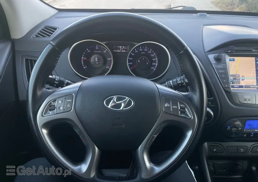 HYUNDAI Ix35 1.7 CRDi 2WD blue Finale Gold