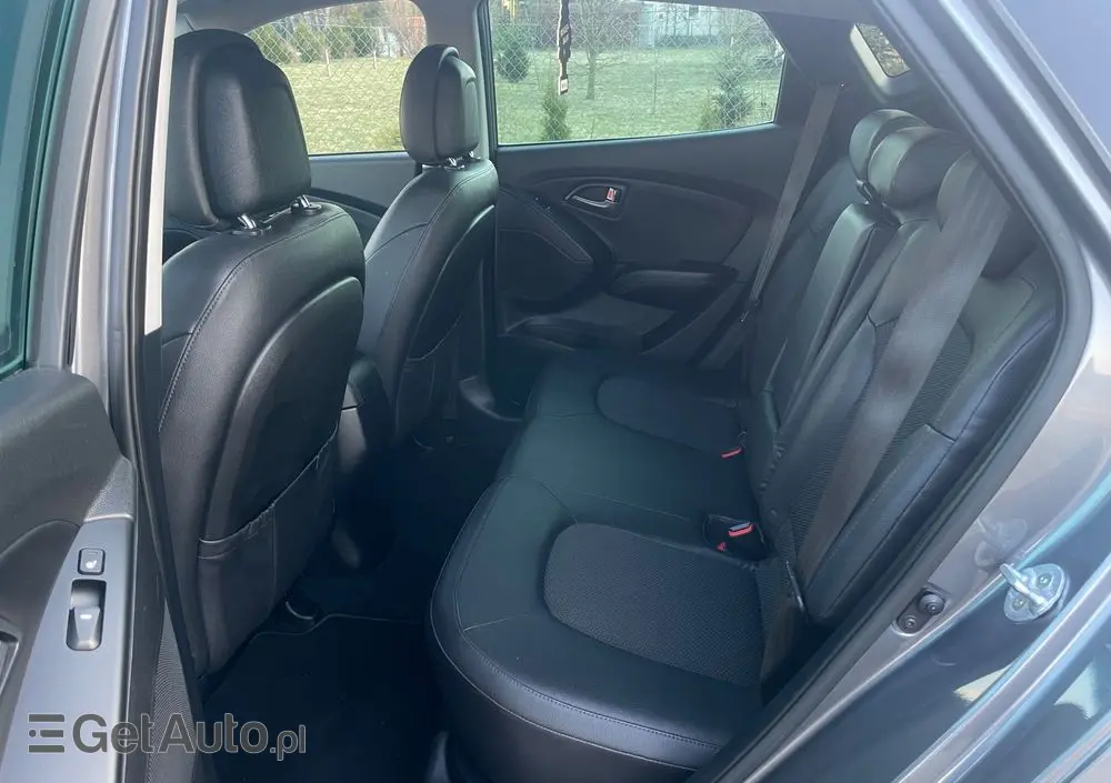 HYUNDAI Ix35 1.7 CRDi 2WD blue Finale Gold