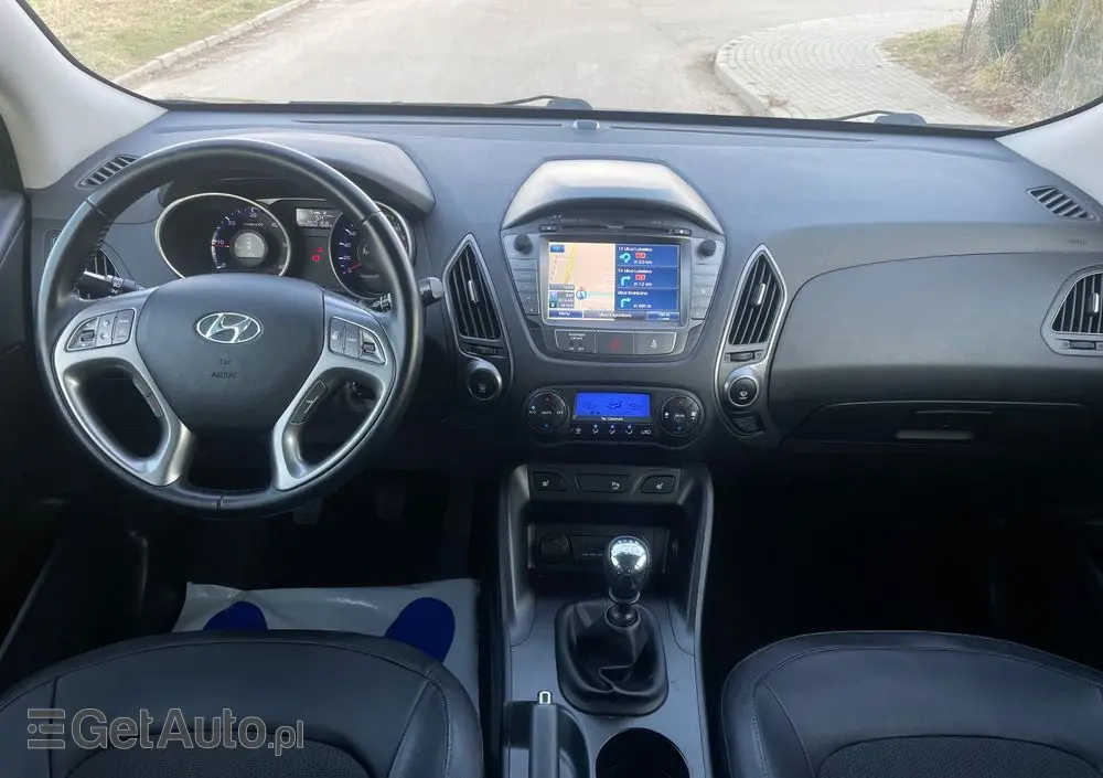 HYUNDAI Ix35 1.7 CRDi 2WD blue Finale Gold