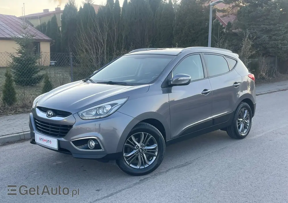 HYUNDAI Ix35 1.7 CRDi 2WD blue Finale Gold