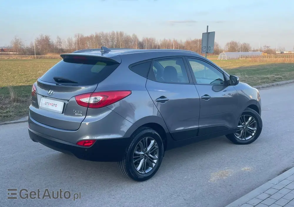 HYUNDAI Ix35 1.7 CRDi 2WD blue Finale Gold