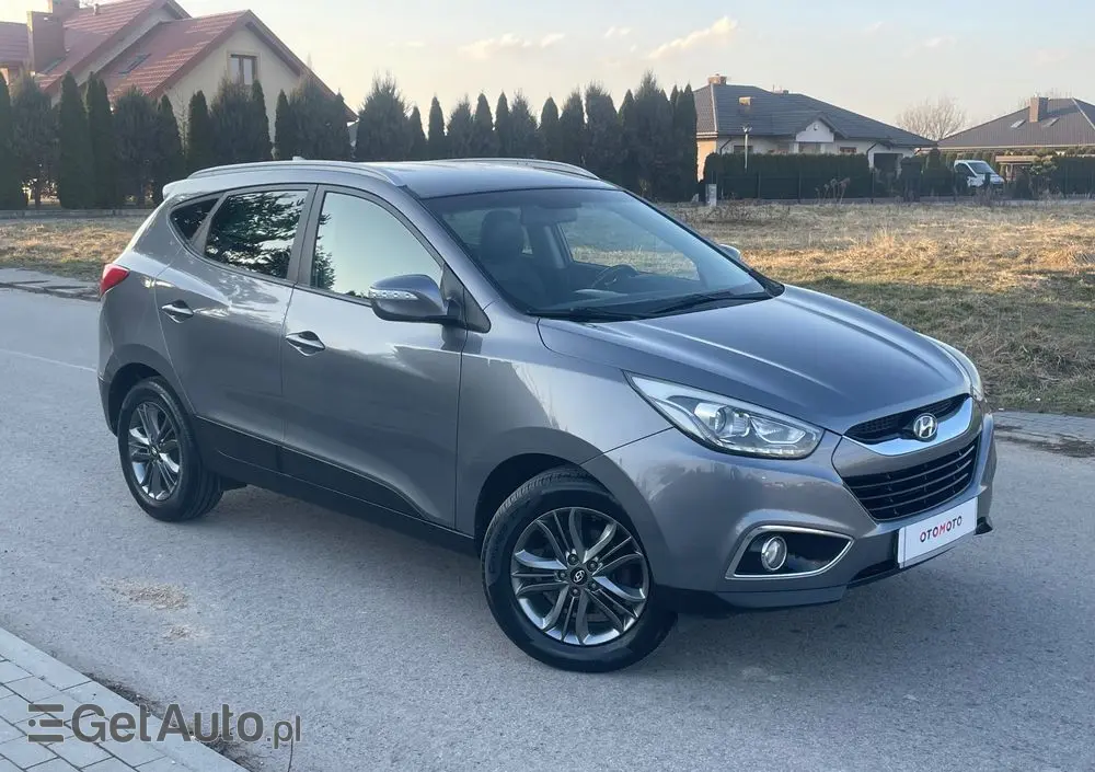 HYUNDAI Ix35 1.7 CRDi 2WD blue Finale Gold