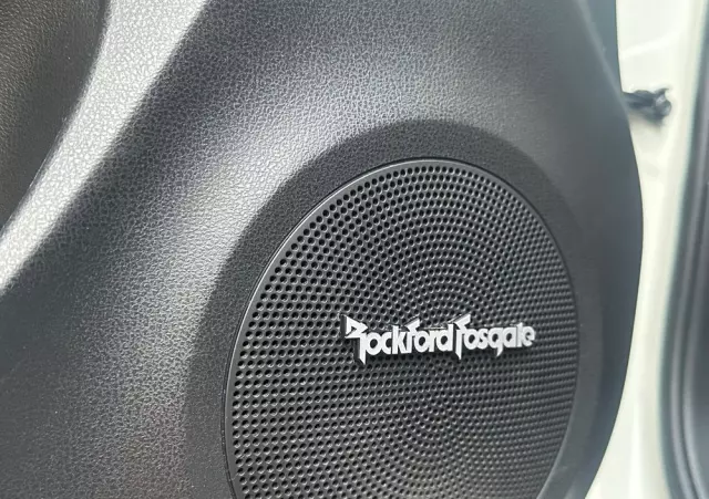 NISSAN Juke 1.6 T Shiro 4x4