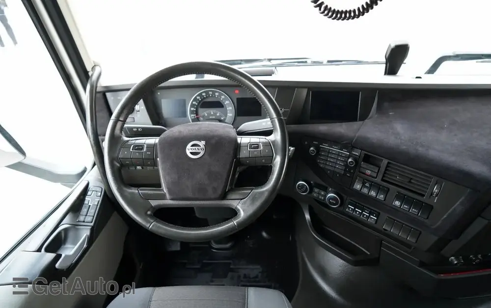 VOLVO FH 500 / KLIMATYZACJA POSTOJOWA / CAŁA NA PODUSZAKCH / EURO 6 