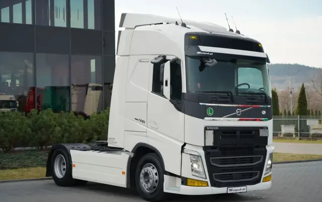 VOLVO FH 500 / KLIMATYZACJA POSTOJOWA / CAŁA NA PODUSZAKCH / EURO 6 