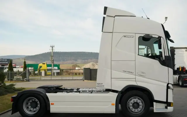 VOLVO FH 500 / KLIMATYZACJA POSTOJOWA / CAŁA NA PODUSZAKCH / EURO 6 