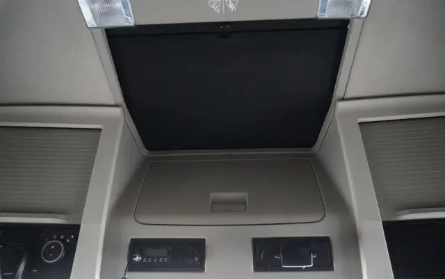 VOLVO FH 500 / KLIMATYZACJA POSTOJOWA / CAŁA NA PODUSZAKCH / EURO 6 