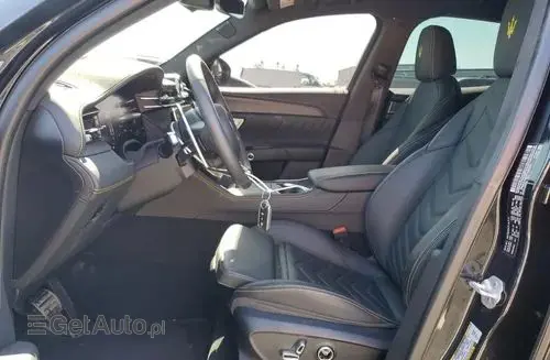 MASERATI Grecale 