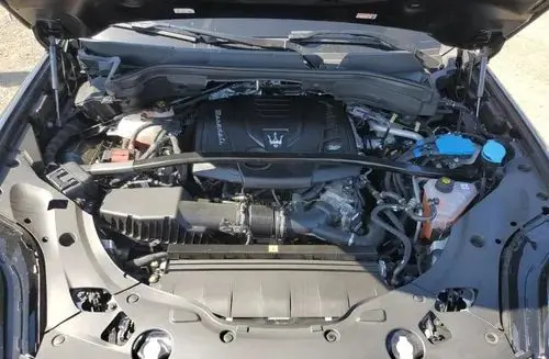 MASERATI Grecale 