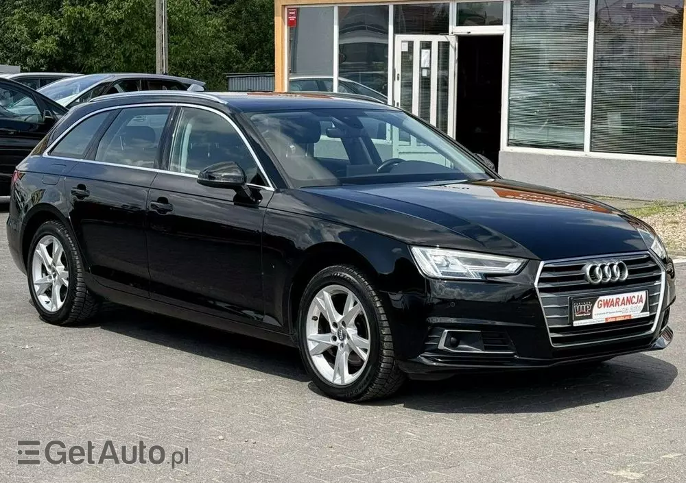 AUDI A4 