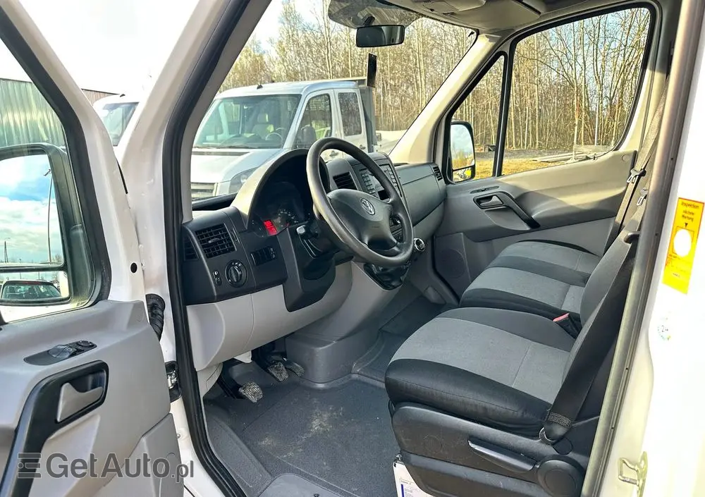 VOLKSWAGEN Crafter 