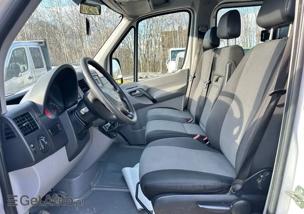 VOLKSWAGEN Crafter 