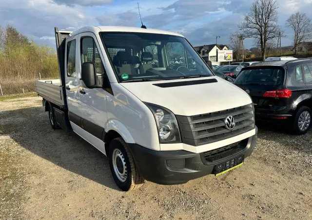 VOLKSWAGEN Crafter 