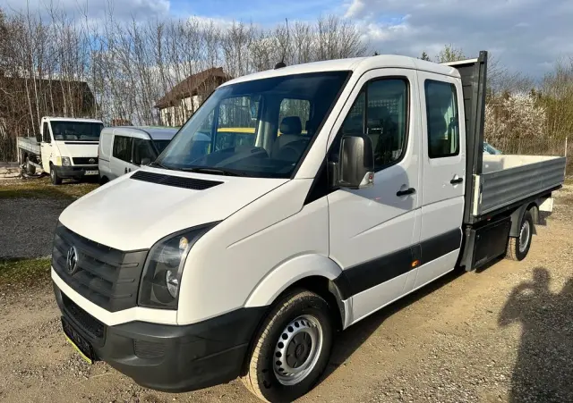 VOLKSWAGEN Crafter 