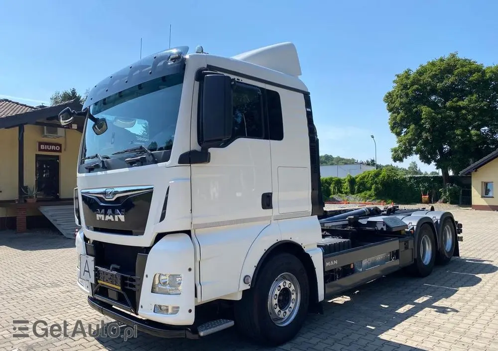 MAN 26.440 TGX hakowiec, 6x2, MEILLER, pilot, 306 t.km. 
