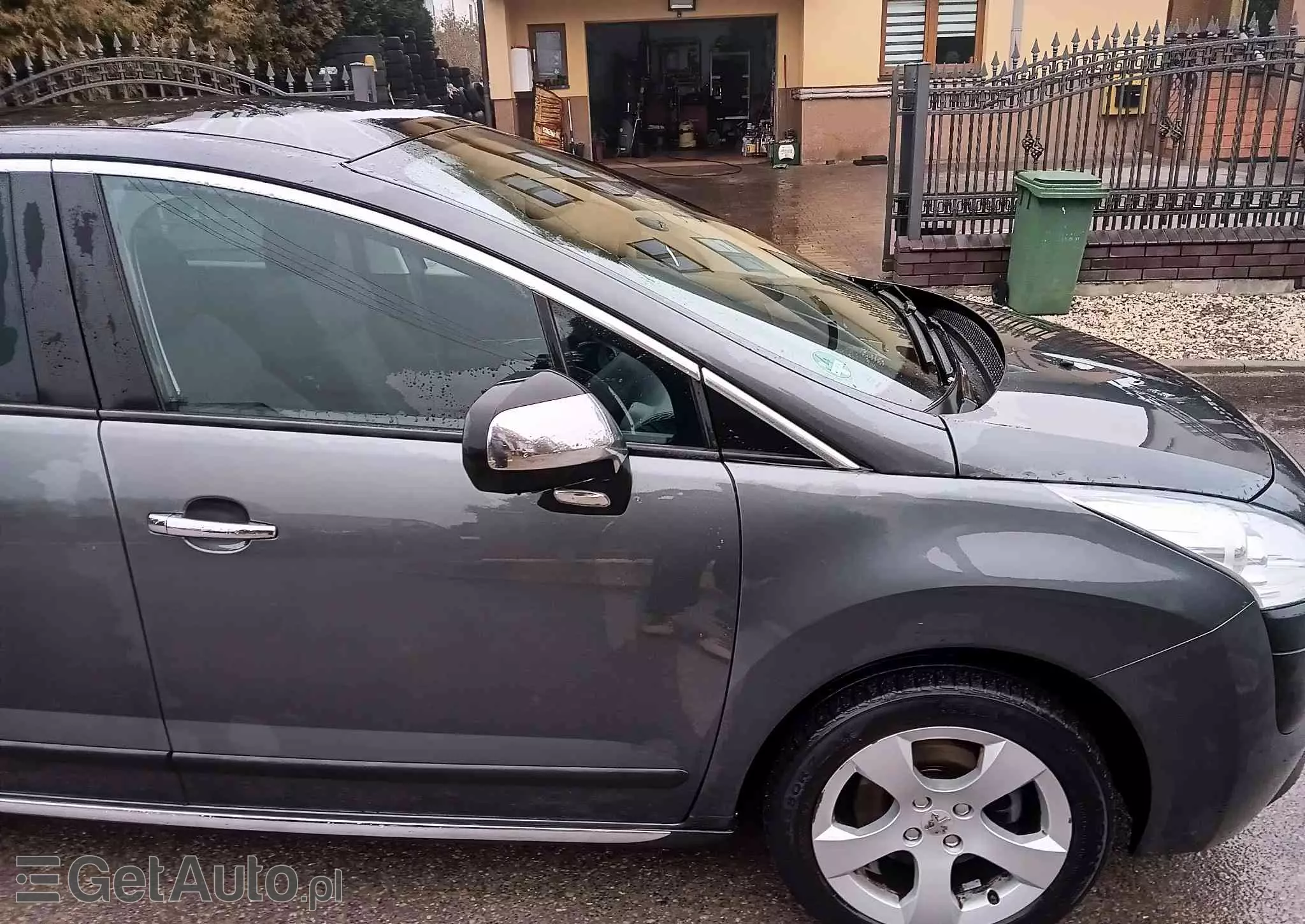 PEUGEOT 3008 1.6 Allure