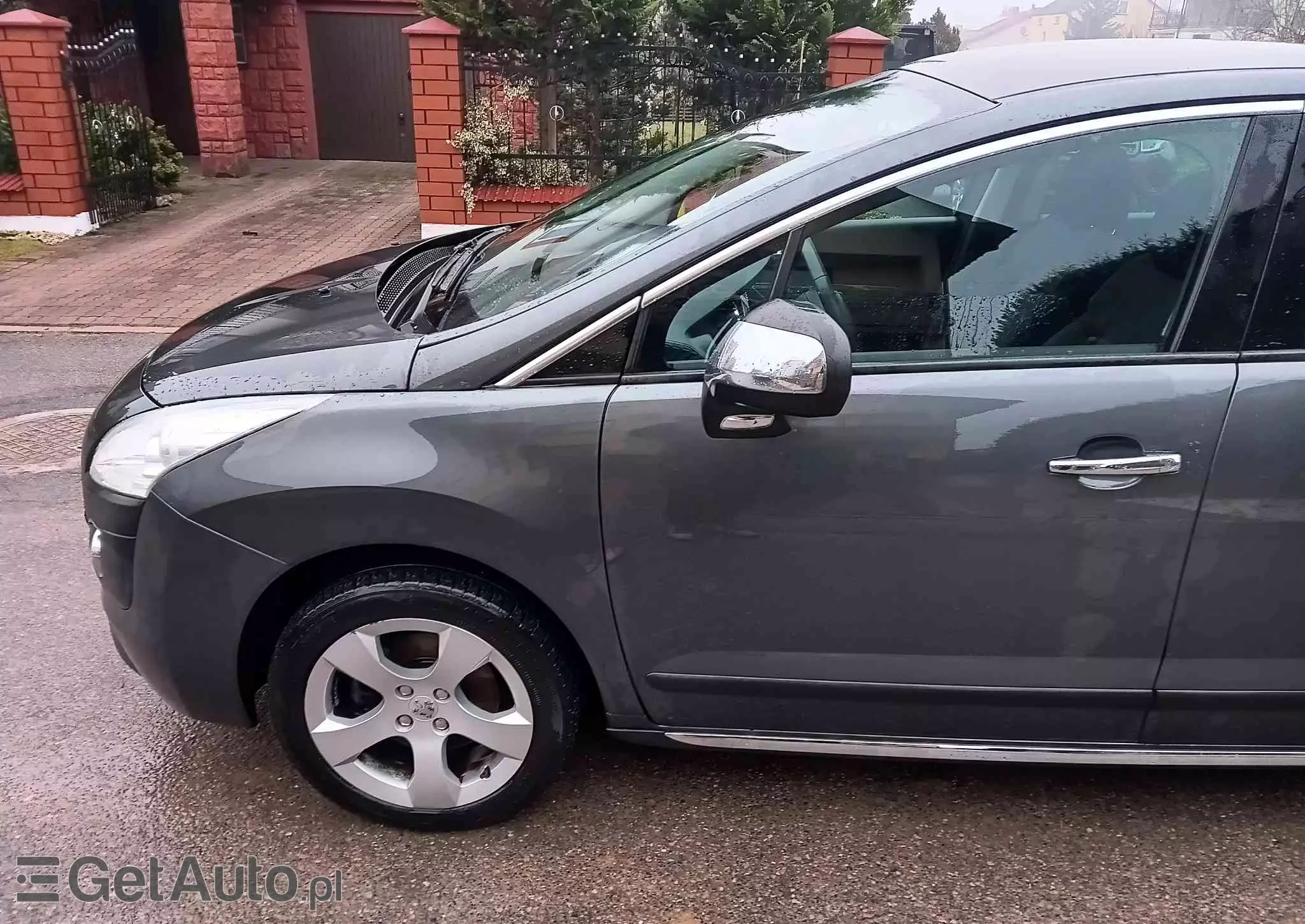 PEUGEOT 3008 1.6 Allure