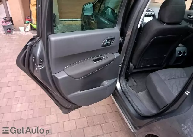 PEUGEOT 3008 1.6 Allure